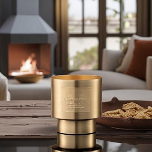 เทียนหอมแบบทำจากไม้ไส้ตะเกียงทำจากโลหะสีทองทำจากถั่วเหลืองแท่งเทียนหอมของขวัญแต่งงานแบบสั่งทำ - Product Image 4