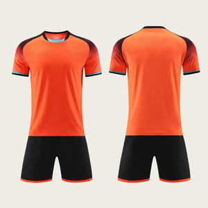Uniforme de Fútbol de Alta Calidad 2025, MOQ Bajo, Camiseta de Fútbol, Jersey de Fútbol con Sublimación Completa - Product Image 1