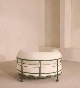 Canapé moderne luxueux fait à la main avec larges accoudoirs, personnalisé, confortable, meubles de jardin, chaise longue individuelle en aluminium pour l'extérieur - Product Image 4