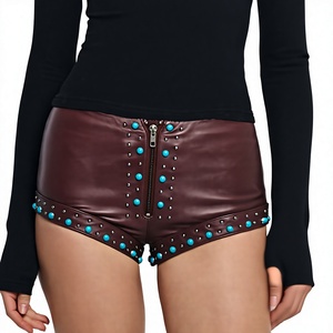 Shorts formels en cuir violet clouté à taille mi-haute avec détails rivetés, fermeture boutonnée, coupe classique, respirant, couleur unie - Product Image 1