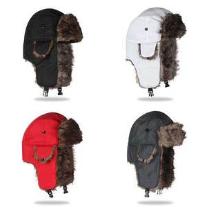 Chapeau <span class=keywords><strong>de</strong></span> trappeur russe personnalisé en fausse fourrure avec cache-oreilles, 100 % imperméable, unisexe, chapeau d'hiver rembourré pour hommes et femmes - Product Image 2