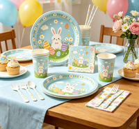 Kit de fournitures de fête jetables sur le thème de Pâques pour la célébration, comprenant des assiettes, des gobelets et des serviettes colorées sur le thème de Pâques