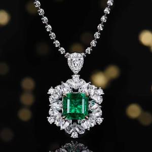 1.6ct <b>Solid</b> 18K <b>Gold</b> Natural VVG Emerald <b>Pendant</b> Set With 37pcs Diamonds Luxury Gala Necklace fine Jewelry manufacturer - Product Image 1