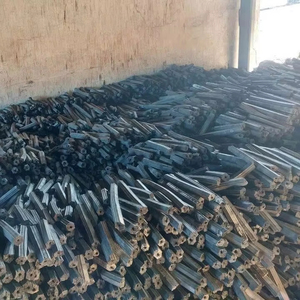Charbon de bois en briquettes de sciure de bois de haute qualité pour barbecue, faible teneur en cendres, sans fumée, cendres blanches, combustion de 6 heures, Vietnam - Product Image 1