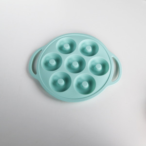Moule à donuts en silicone 7 cavités, résistant à la chaleur, compatible four, outil de pâtisserie - Product Image 3