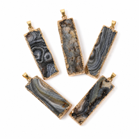 Pendentif rectangulaire en agate galaxie naturelle avec druse, bord doré, pierre brute, breloque pour femme