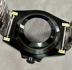 2025 Montre mécanique de luxe haut de gamme pour hommes avec cadran noir, lunette en diamant arc-en-ciel et calendrier - Product Image 3