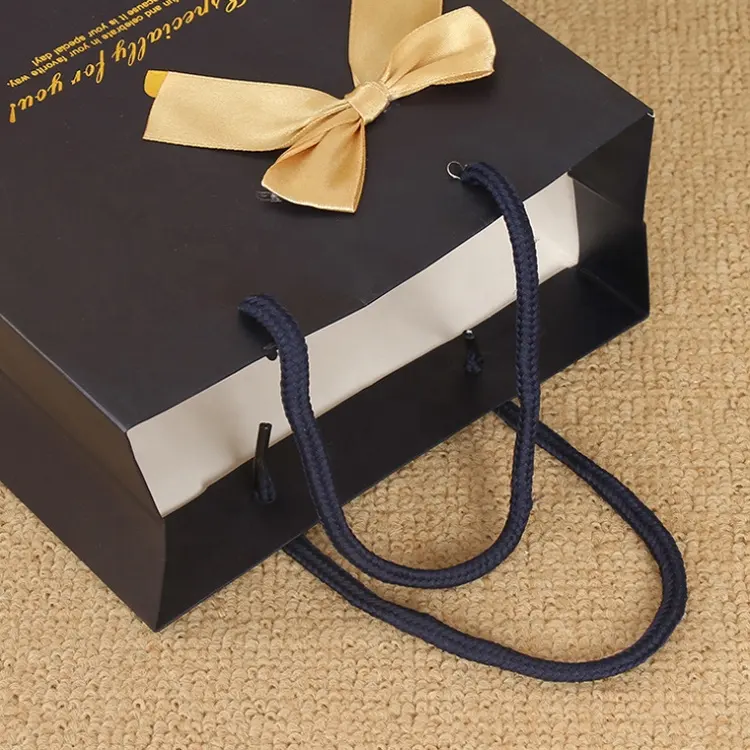 Custom Printing Black Paper Bag Shopping With Gold Logo for Zara shop