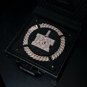 Hip Hop RT Letter Diamond <b>Pendant</b> 18K <b>Gold</b> Baguette Cut Natural Diamonds Men's Fashion Jewelry - Product Image 4