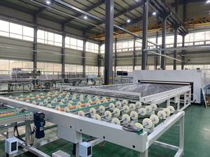 YudianSolar entièrement automatique <span class=keywords><strong>solaire</strong></span> PV Module plastifieuse <span class=keywords><strong>panneau</strong></span> <span class=keywords><strong>solaire</strong></span> Machine à plastifier BIPV équipement de plastification <span class=keywords><strong>chauffage</strong></span> supérieur - Product Image 3