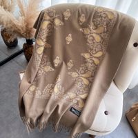Écharpes en cachemire épais brodées classiques du Moyen-Orient/Dubaï/Arabie pour femmes, avec pompons, vente en gros