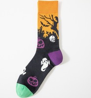 Chaussettes en coton jacquard effrayantes pour Halloween, vente en gros, chaussettes mi-mollet 200N, motifs fantôme, citrouille, araignée, crâne, chauve-souris, chaussettes de fête pour hommes adultes