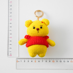Portachiavi orsetto <span class=keywords><strong>Winnie</strong></span> fatto a mano all'uncinetto, ciondolo per borsa in lana, accessorio per auto, bambola intrecciata, accessorio in lana - Product Image 3