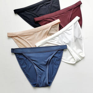 Culottes G-string confortables et respirantes pour femmes, écologiques, antibactériennes, taille basse, jambes larges, 100% coton, haute qualité - Product Image 1