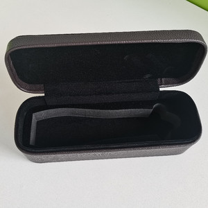 Suministro directo de fábrica, bandeja de cuero negro para exhibir joyas, anillos, collares, con inserto de EVA, caja de regalo para exhibir joyas. - Product Image 5