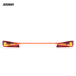 Feux arrière LED pleine largeur Jushun Lexus 12V Rouge Noir Version RGB Clignotant séquentiel Feux de jour - Product Image 4