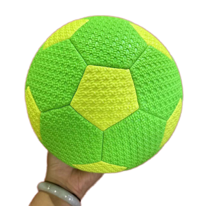 Ballon de football souple pour enfants taille 5, léger en cuir PU, pour l'entraînement des jeunes, des enfants et des tout-petits, prix de gros usine - Product Image 3