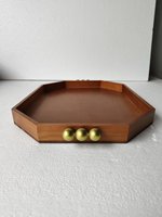 Plateau de service octogonal en bois massif avec logo personnalisé OEM, plateau en bois perlé à bord surélevé, plateau en bois vintage pour la vente en gros