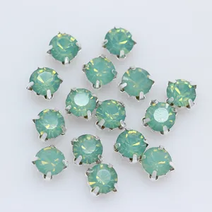 Grosir permata opal warna berlian imitasi datar belakang logam cakar bulat berlian imitasi kristal pakaian dalam aksesoris