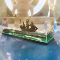Populaire liquide vague papier poids décor croisière bateau vague anniversaire cadeaux nautique modèle Figurine Titanic Mini jouets stockage sensoriel