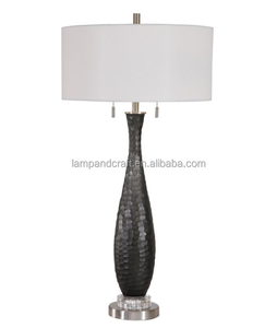Lampes de table à double interrupteur à chaîne avec ports USB et prise de courant, abat-jour en lin et base noire pour chambre d'hôtes, chambre à coucher, salon - Product Image 1