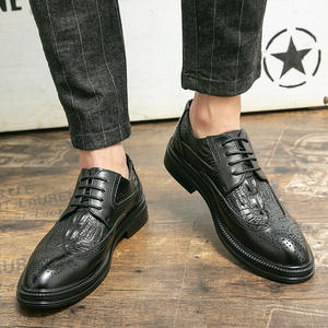 รองเท้าผู้ชายแบบผูกเชือกทรงเหลี่ยม ลวดลายพิมพ์ทันสมัย สไตล์อังกฤษ สำหรับงานทางการ ธุรกิจ ลำลอง  กันลื่น เหมาะสำหรับงานแต่งงาน และเดิน - Product Image 5