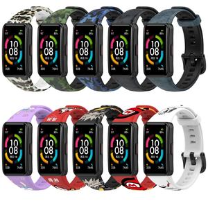 <span class=keywords><strong>Smartband</strong></span> Band 6 Correa Para Camuflaje Imprimir Correa de reloj inteligente para Huawei Honor Band <span class=keywords><strong>7</strong></span> pulsera de repuesto para mujeres - Product Image 1