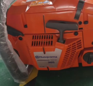 Professional 70.7cc 365 Petrol Chainsaw High Power <b>Gasoline</b> Wood Cutting Machine for Industrial Logging - Product Image 5