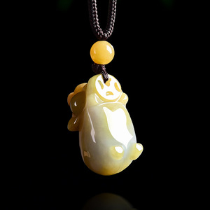 Ciondolo etnico tridimensionale in giada naturale della <span class=keywords><strong>Birmania</strong></span> a forma di maiale dello zodiaco, giallo, con effetto nebbia, grazioso, per uomo e donna - Product Image 3