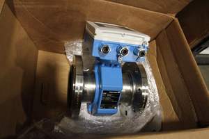 Débitmètre E + H Proline Promag W400 neuf, scellé en usine - Product Image 4