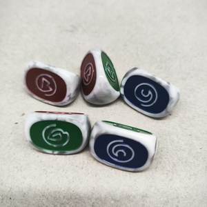 Dados cuadrados de 16mm Esquinas redondeadas de plástico Dados personalizados para juegos de mesa - Product Image 4