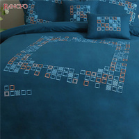 Housse de couette personnalisée Home Luxury Quilts Embroidery Bedding Set