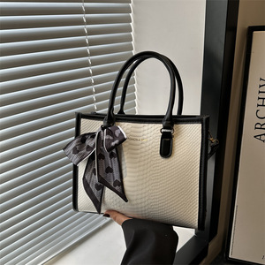 Borsa a Spalla <span class=keywords><strong>e</strong></span> a Tracolla Trendy 2026 - Borsa Tote alla <span class=keywords><strong>Moda</strong></span> <span class=keywords><strong>e</strong></span> Versatile per Donne - Product Image 6