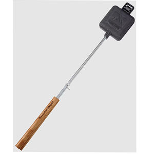 Чугунная вафельница с длинной деревянной ручкой - Product Image 5