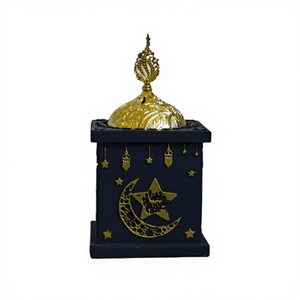 LED 铁艺风灯，用于开斋节广场家居工艺品，带马桌展示的灯光道具 - Product Image 1