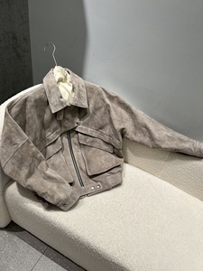 Giacca Corta da Donna <span class=keywords><strong>in</strong></span> Vera <span class=keywords><strong>Pelle</strong></span> Scamosciata <span class=keywords><strong>Marrone</strong></span> Cioccolato Stile Bomber - Product Image 3