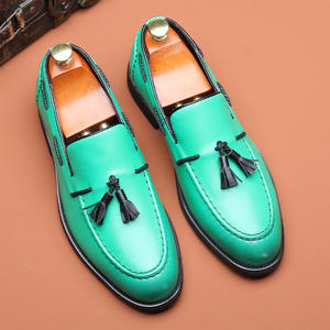 รองเท้าโลฟเฟอร์ผู้ชายหนังกลับเทียมคุณภาพสูงปี 2024 รองเท้าธุรกิจทำมือ รองเท้าแฟชั่นแบบอ็อกซ์ฟอร์ด น้ำหนักเบาสำหรับฤดูใบไม้ร่วง - Product Image 4