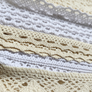 Forros para Ataúdes de Estilo Americano, Color Crema, de Algodón y Poliéster, con Ribete de Encaje de Ganchillo y Bordes Ondulados, Textil Funerario al por Mayor - Product Image 4