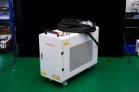 Appareil de découpe laser à fibre pulsée 500W 1000W pour l'élimination des obstacles, la coupe d'arbres et le nettoyage, instrument focalisé pour la coupe d'arbres