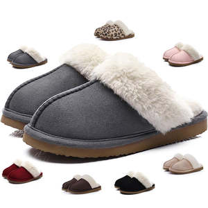 Chaussons d'hiver en coton doux et antidérapants pour femmes, style fourrure, vente en gros, thermiques pour l'intérieur - Product Image 1
