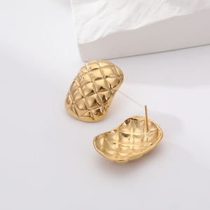 ชุดเครื่องประดับผู้หญิงทำจากสแตนเลสชุบทองกันน้ำคุณภาพสูงต่างหูดีไซน์กลวงสำหรับเป็นของขวัญต่างหูแบบห่วง - Product Image 1