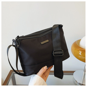 Bolso Bandolera de Cuero Genuino, Estilo Casual de Negocios, Gran Capacidad, Multicapa, Impermeable, Ligero, Cuadrado y Pequeño, OEM - Product Image 6