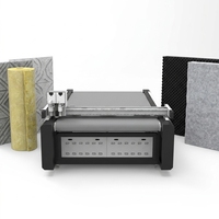 Fortschrittliche Servomotor-CNC-Hochpräzisions-Vibrationsmesser-Schneidemaschine für die Produktion und Verarbeitung von Isolierrohren und -platten