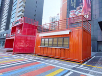 Maison de conteneur maritime modulaire modifiée et extensible en bois, café, restaurant, magasin mobile préfabriqué, hôpital, design moderne