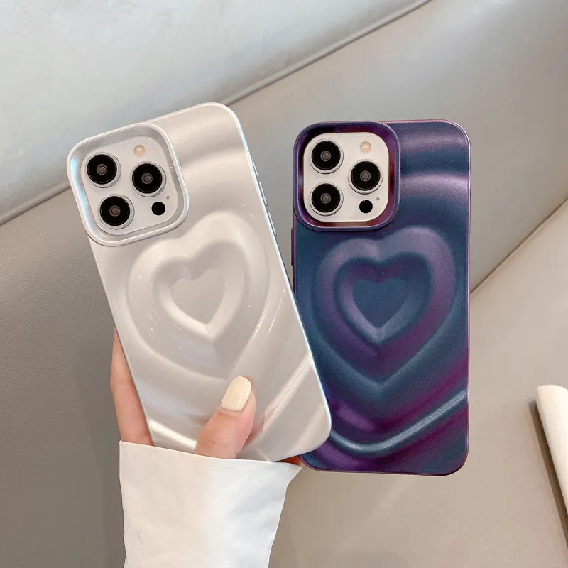 Casing ponsel permukaan halus hati cinta penjualan laris 2024 untuk iPhone 14 Pro Max