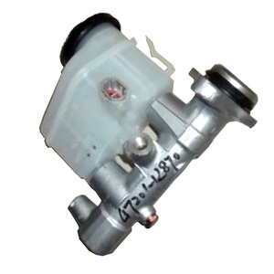 Cylindre maître de frein <span class=keywords><strong>KOMP</strong></span> de haute qualité 47201-12870 47201-1A050 47201-1A410 pour Toyota COROLLA - Product Image 2