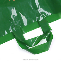 Sac fourre-tout en plastique personnalisé avec logo, écologique, recyclable, imperméable, durable, avec poignée souple, pour supermarché, exposition, boutique, vente au détail