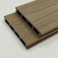 Tarima de Exterior de WPC (Compuesto de Madera y Plástico) de Extrusión Simple, Impermeable, para Terraza y Patio