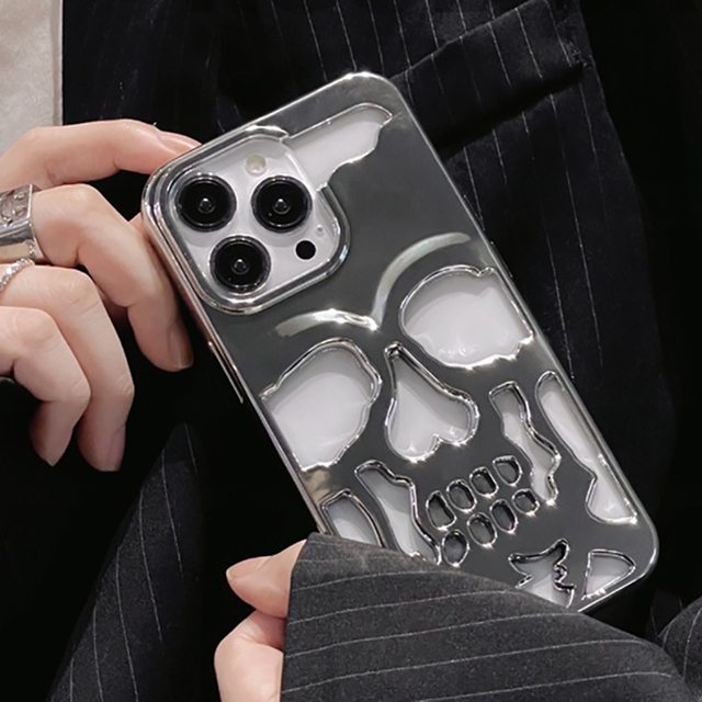 2024 New Cell Phone Accessories Case Skeleton Skull Phone Case for iPhone 17 16 15 Pro Max Shockproof Hollow Mobile Phone Cover