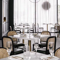Chaise de salle à manger en rotin en bois massif de Style moderne nordique meubles de Restaurant durables pour une utilisation extérieure de café d'école